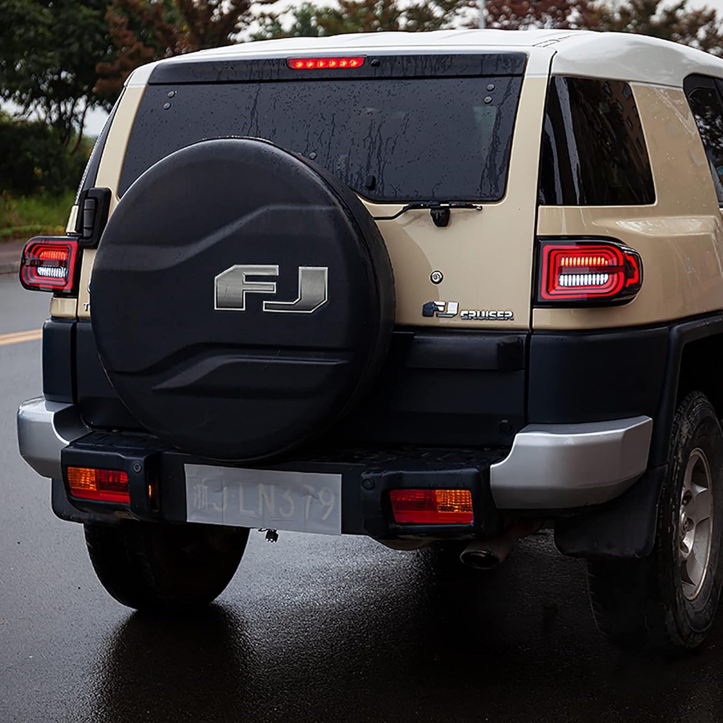 LED Tail Lights with Light Bar for Toyota FJ Cruiser (2007-2021)